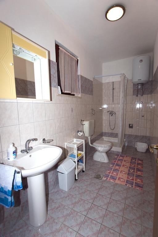 Vesna Apartment بولا المظهر الخارجي الصورة